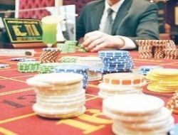 Mühürü söküp devam etmişler