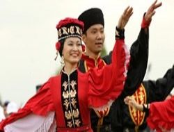 TÜRKSOY'dan ‘gençlik' dansı