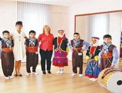 Engele sanat çalımı