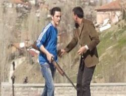 Vadi'de silahlar konuştu