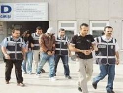 Dolandırmadıkları kalmamış!