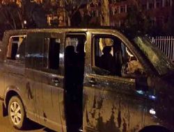 Bayrak asma kavgası