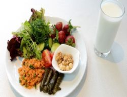 Ev kadınlarına ‘sağlıklı tabak'
