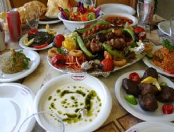 Antep usulü iftar sofrası