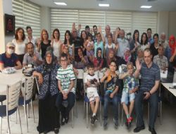 Konukevi'nde moral depoladılar