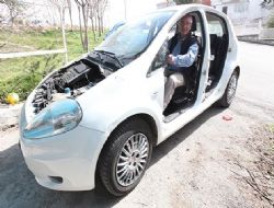 Arabayı parça parça çaldılar