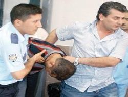 Fason mallarla dolandırdılar