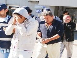 Tacirler piyasaya süremeden yakalandı