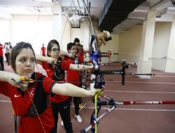 Başkent'te okçuluk heyecanı