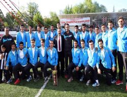 Etimesgut çeyrek finalde