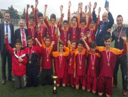 Kızılbağ Çankaya'nın zirvesinde