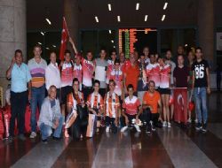 Şampiyona coşkulu karşılama