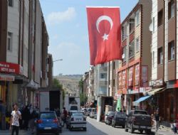 Cemal Gürsel'in adı levhadan iniyor