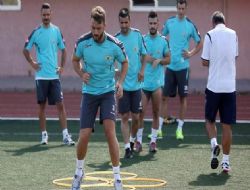 Yenimahalle sahaya indi