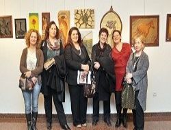 Antik kültürler ahşap tuvalde hayat buldu