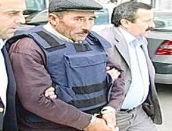 Pompalı tüfekle dehşet saçtı