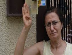 Mahalleli postacı yolu gözlüyor