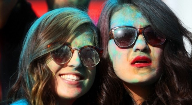 Adana'da 'renkli' festival