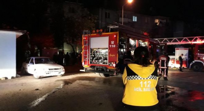 Alevlerin arasında mahsur kaldılar