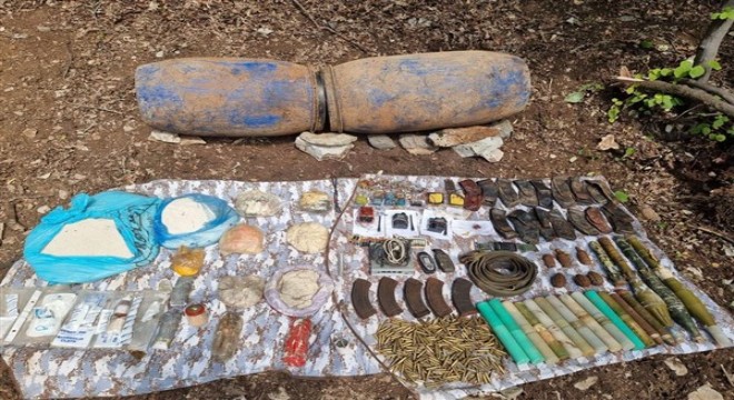 Amanoslar'da çok sayıda patlayıcı ve mühimmat ele geçirildi