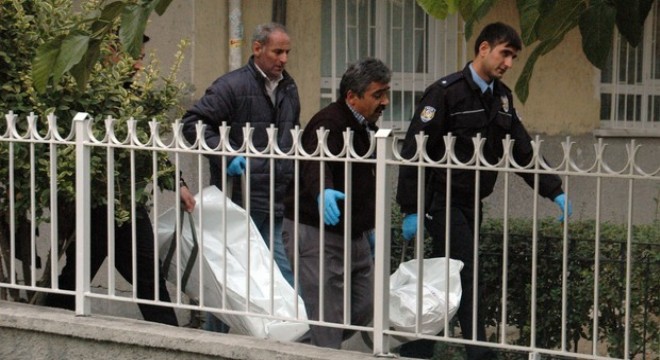 Annesini yaraladı intihar etti