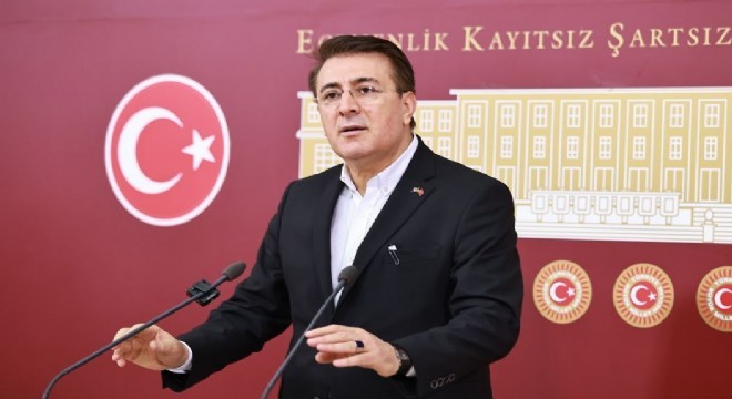 Aydemir Çat ve Ilıca'nın milli coşkusunu paylaştı