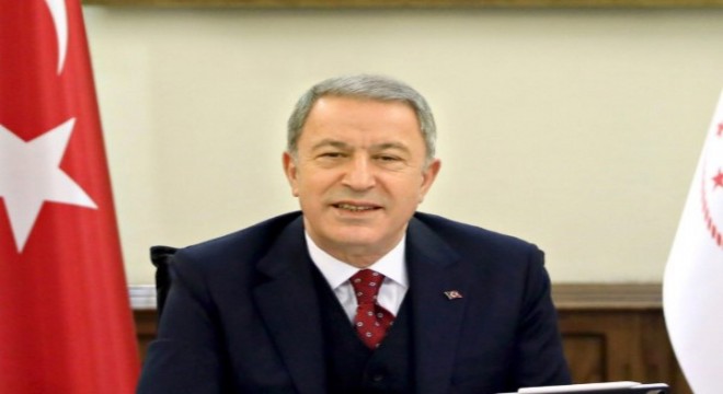 Bakan Akar, Kosova'da
