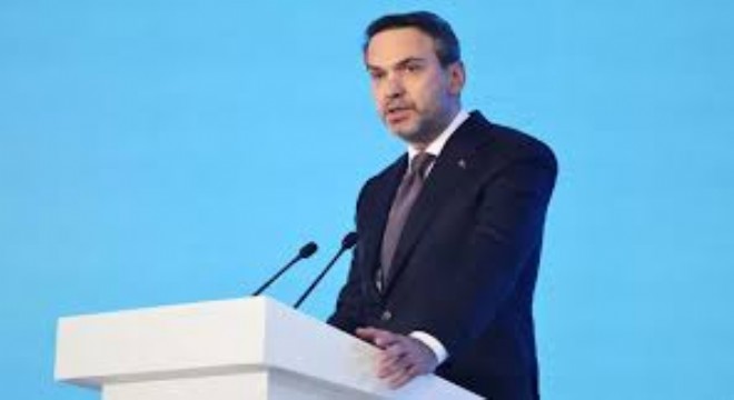 Bayraktar: Türkiye, KKTC'nin Enerji Güvenliğini Kendi Güvenliği Olarak Görüyor