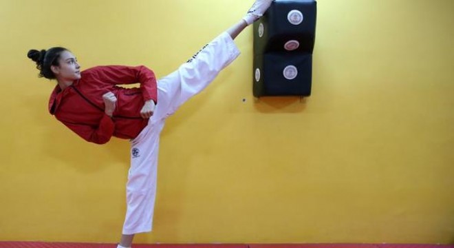 Çin'den altın madalya ile döndü