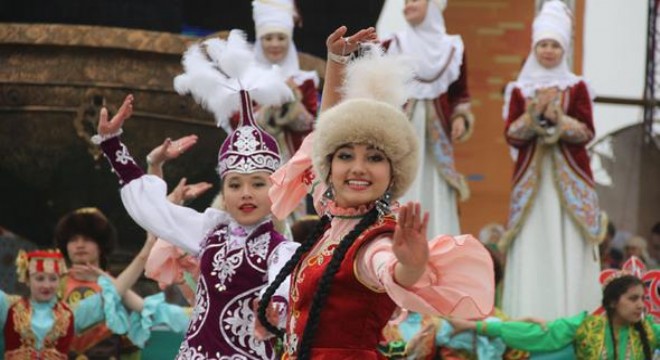 Festival gibi kutlama