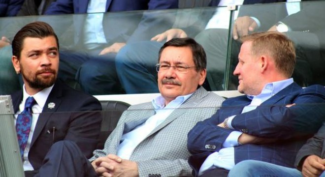 Gökçek ekibi geliyor