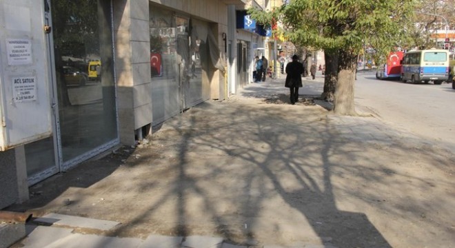 İnşaat bitti kaldırım gitti