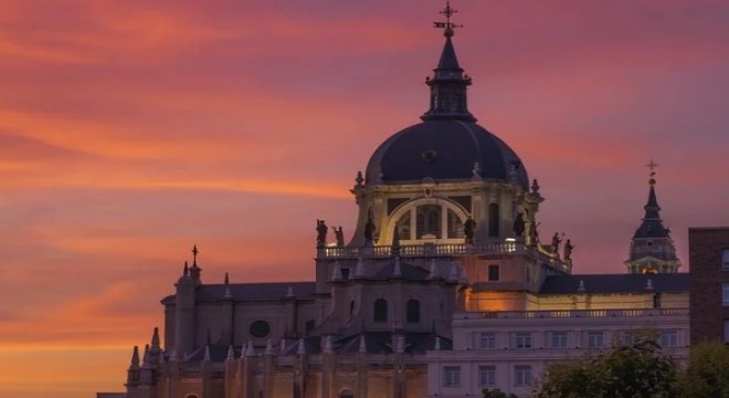 İspanya'da ölü sayısı düşerken, Slovakya ilk kez yeni vaka açıklamadı