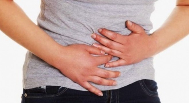 Karın ağrısına ne iyi gelir, karın ağrısı neden olur? Kesin doğal çözümler