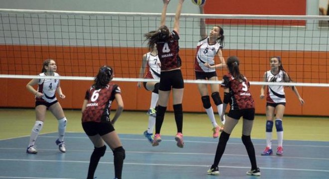 Küçük kızlar Ankara finali nefes kesti