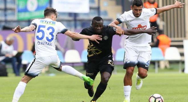 Ligin dibi karıştı