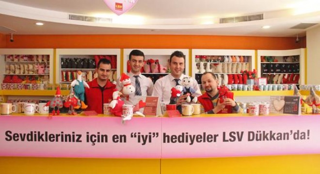 Lösemiyi yendiler iş sahibi oldular