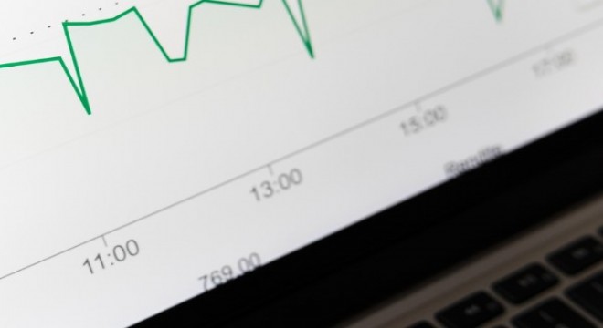 Rekorlarla yürüyoruz