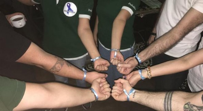 Saat 23.00'te ışıklar söndü müzik sustu