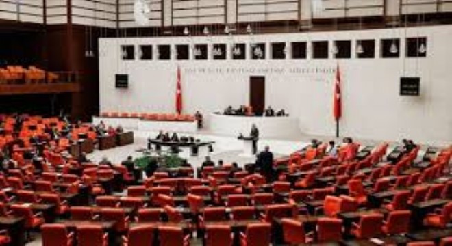 TBMM Adalet Komisyonu 12. Yargı Paketi'ni Onayladı