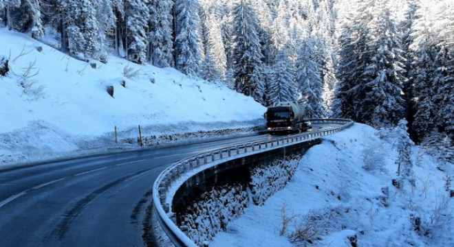 TIR ve kamyonların İstanbul'a girişine izin veriliyor