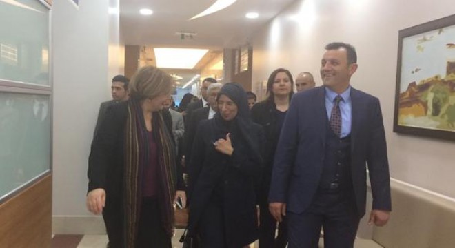 Türkiye'yi yakından takip ediyoruz