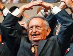 Biz sağ parti değiliz